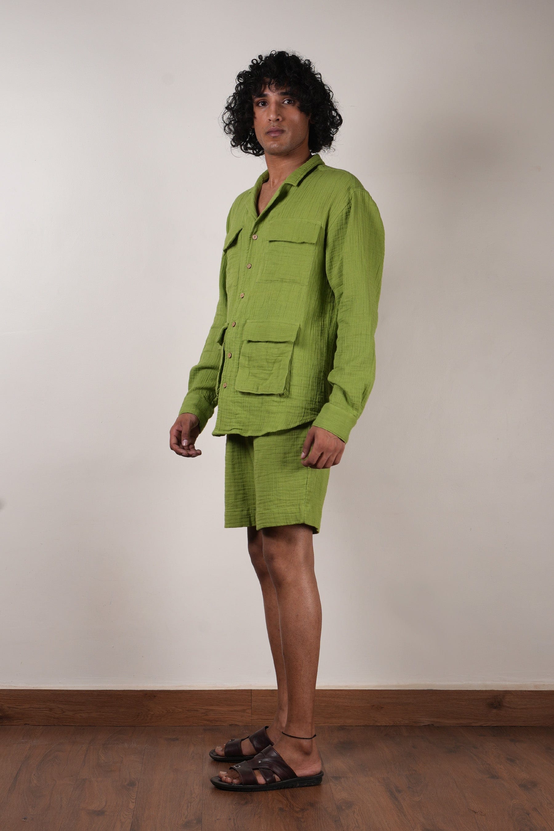 Mati Outfit Sets Men's Green Crush Cotton Pocket Shirt & Shorts Set (2 PCS)