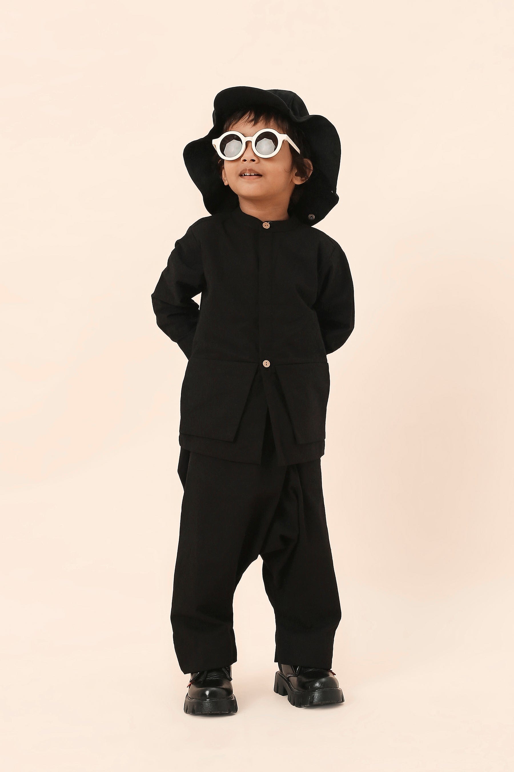 Mati Outfit Sets Mini MATI Boys Black Pocket DC Set (2 PCS)