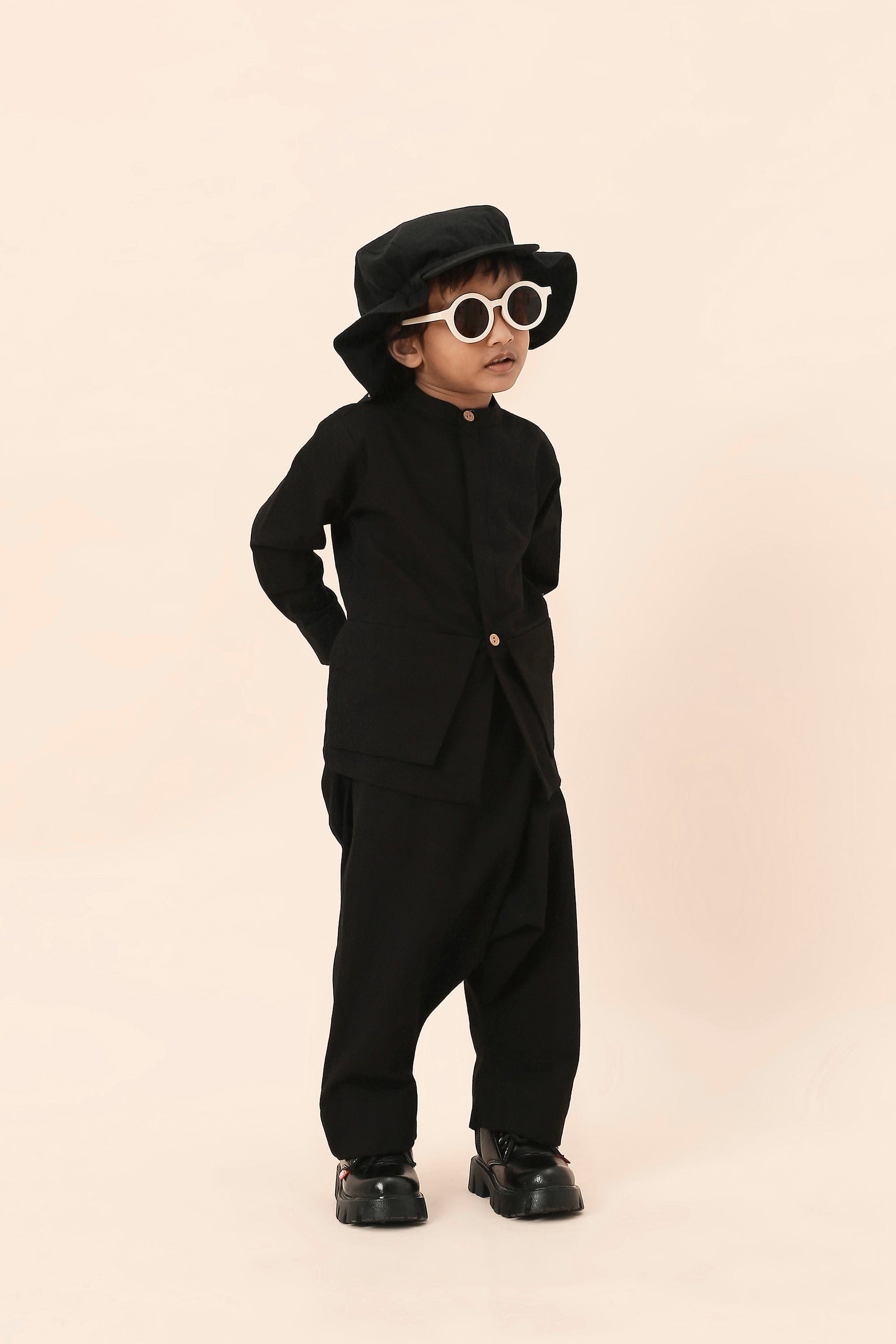Mati Outfit Sets Mini MATI Boys Black Pocket DC Set (2 PCS)