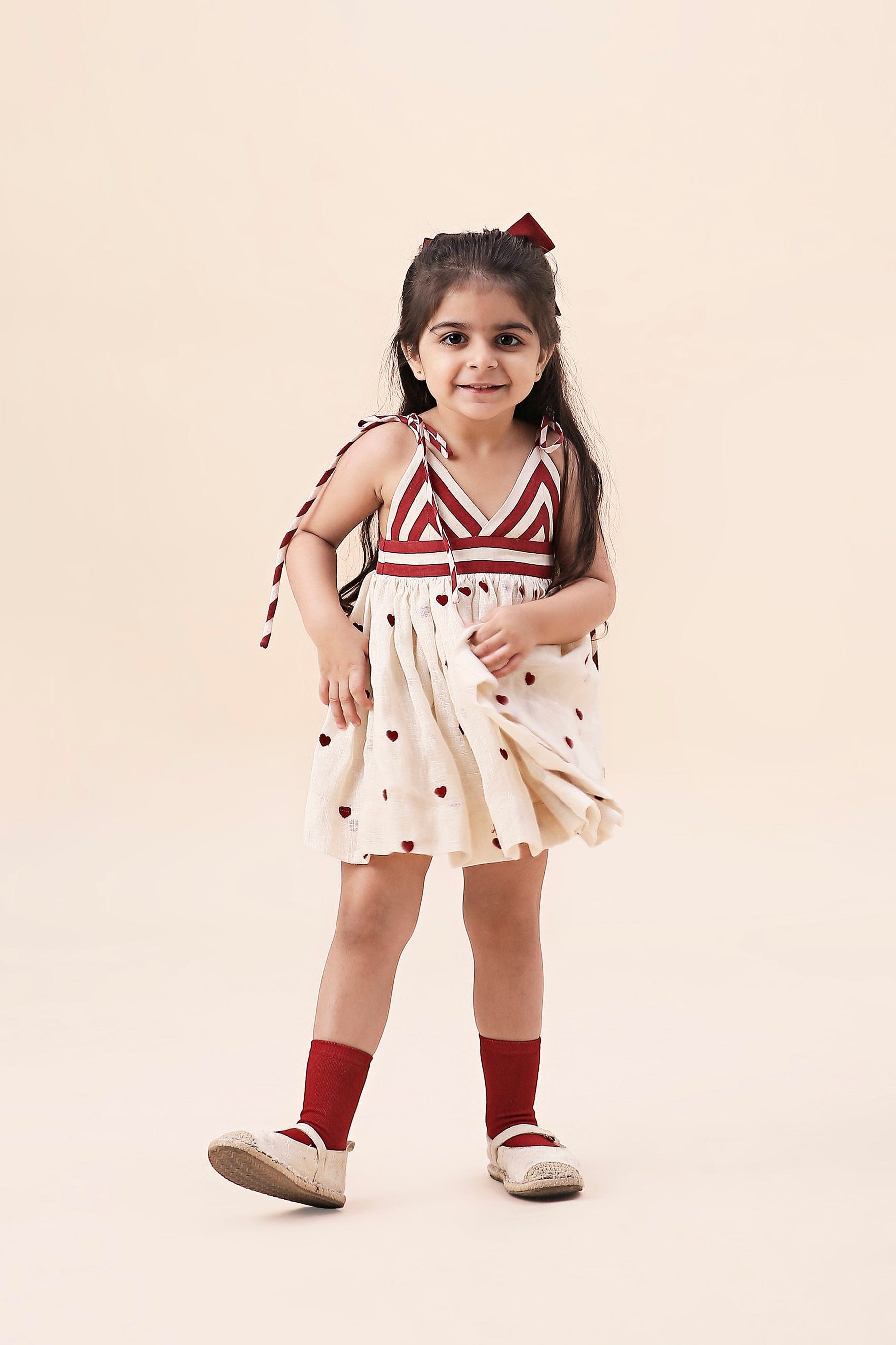 Mati Outfit Sets Mini MATI Girls Rummy Dress-Oatmeal Hearts