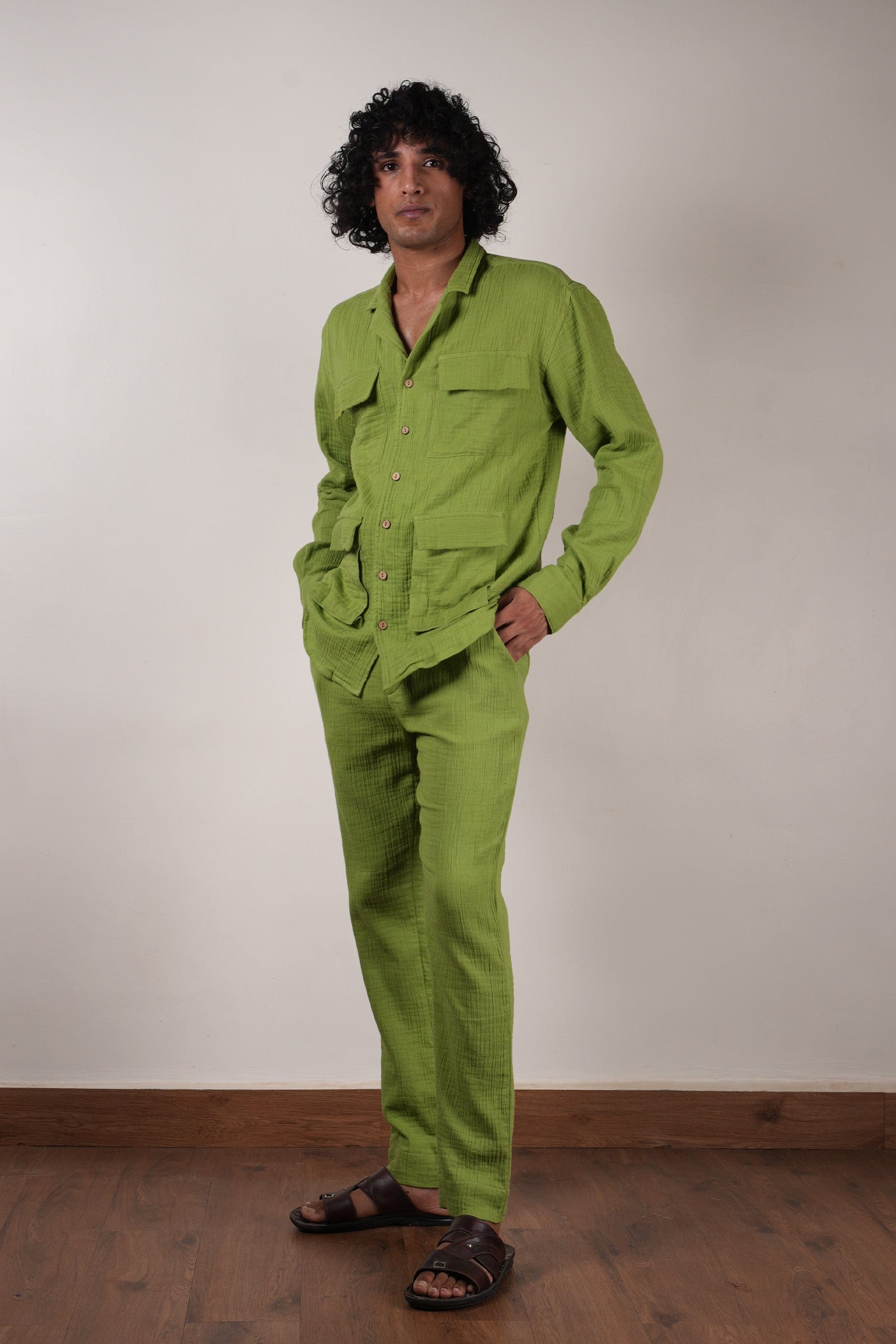 Mati Outfit Sets S Men's Green Crush Cotton Pocket Shirt & Pant Set (2 PCS)