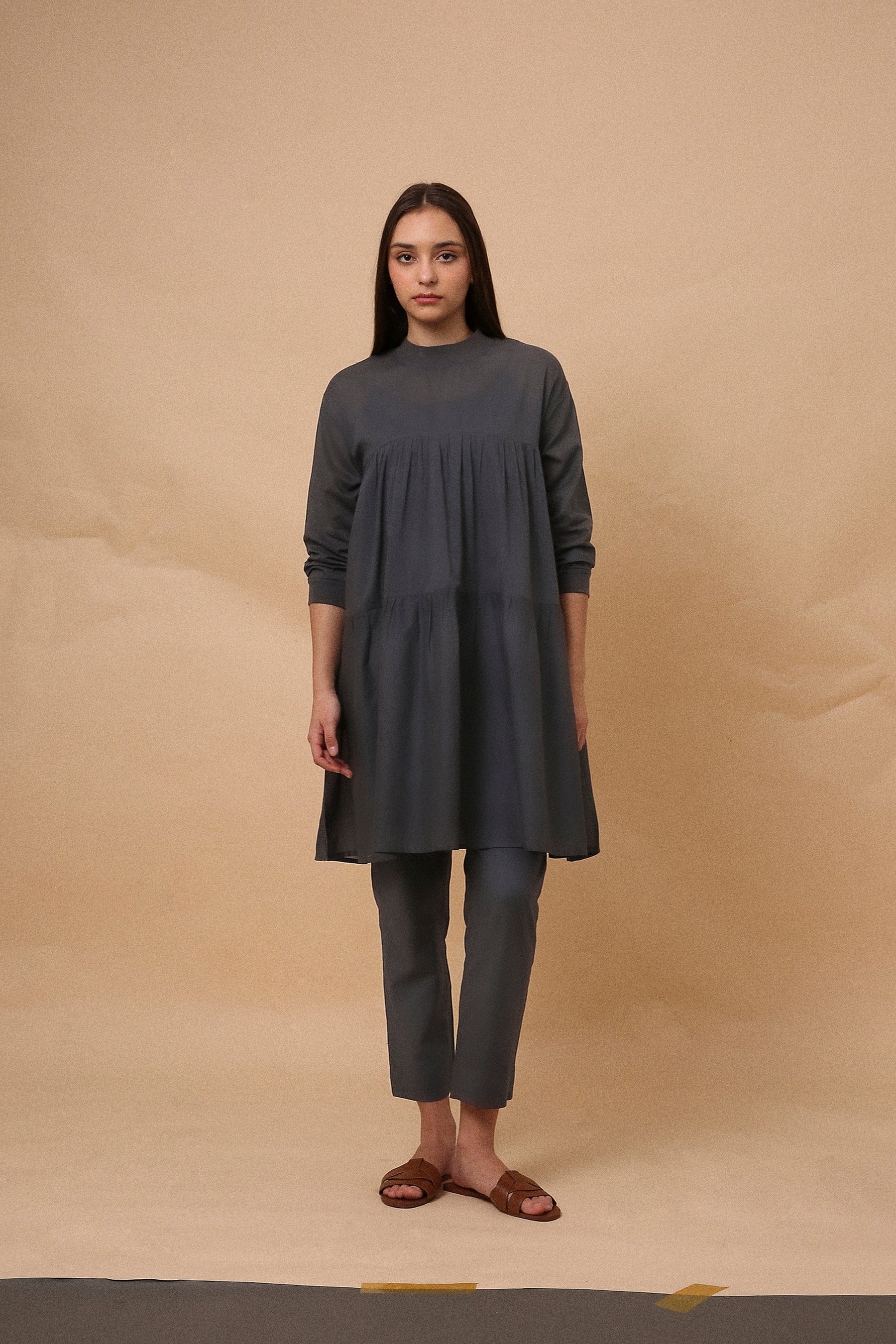 Handspun cotton mul oversized tunic co-ord set in ash grey with rib collar, camisole inner and narrow pants, by MATI India
