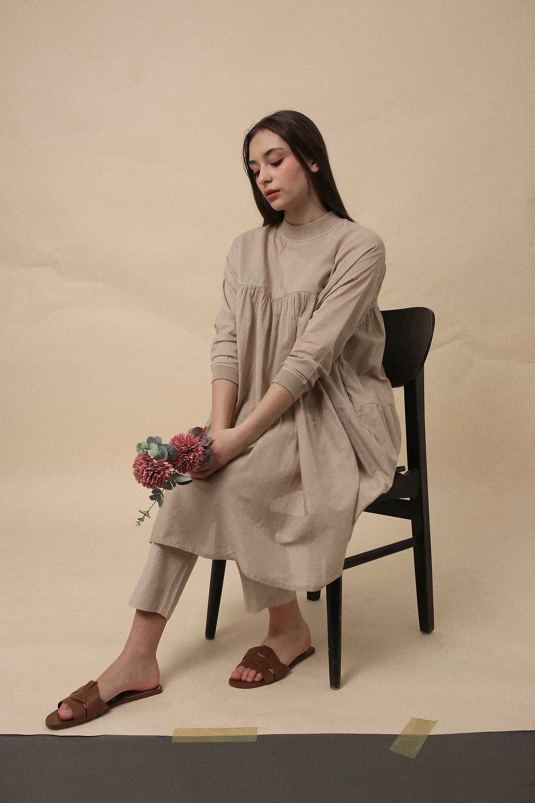 Handspun cotton mul oversized tunic co-ord set in sand with rib collar, camisole inner and narrow pants, by MATI India