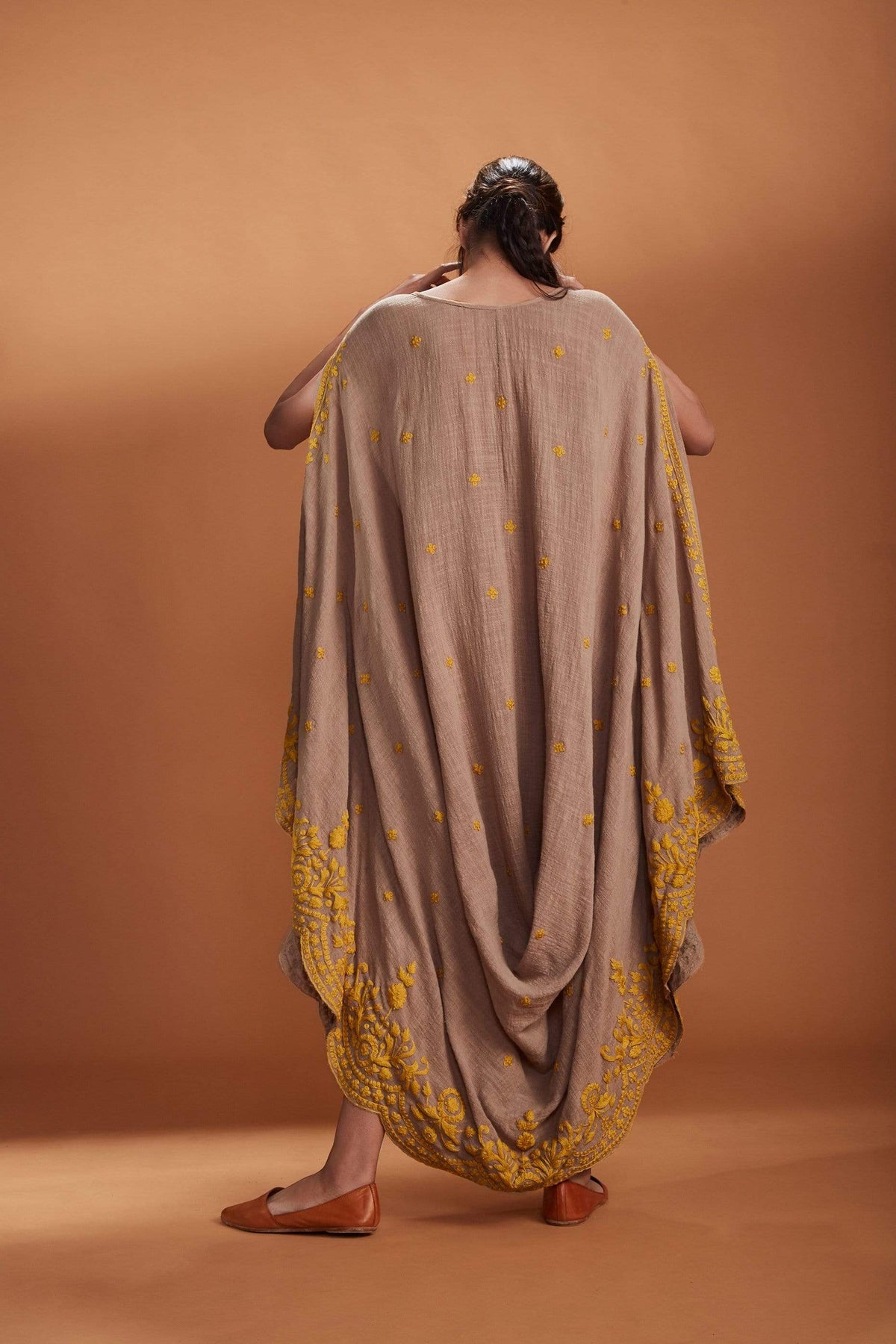 Mati SEPERATES MATI EMB COWL DRESS KHAKI