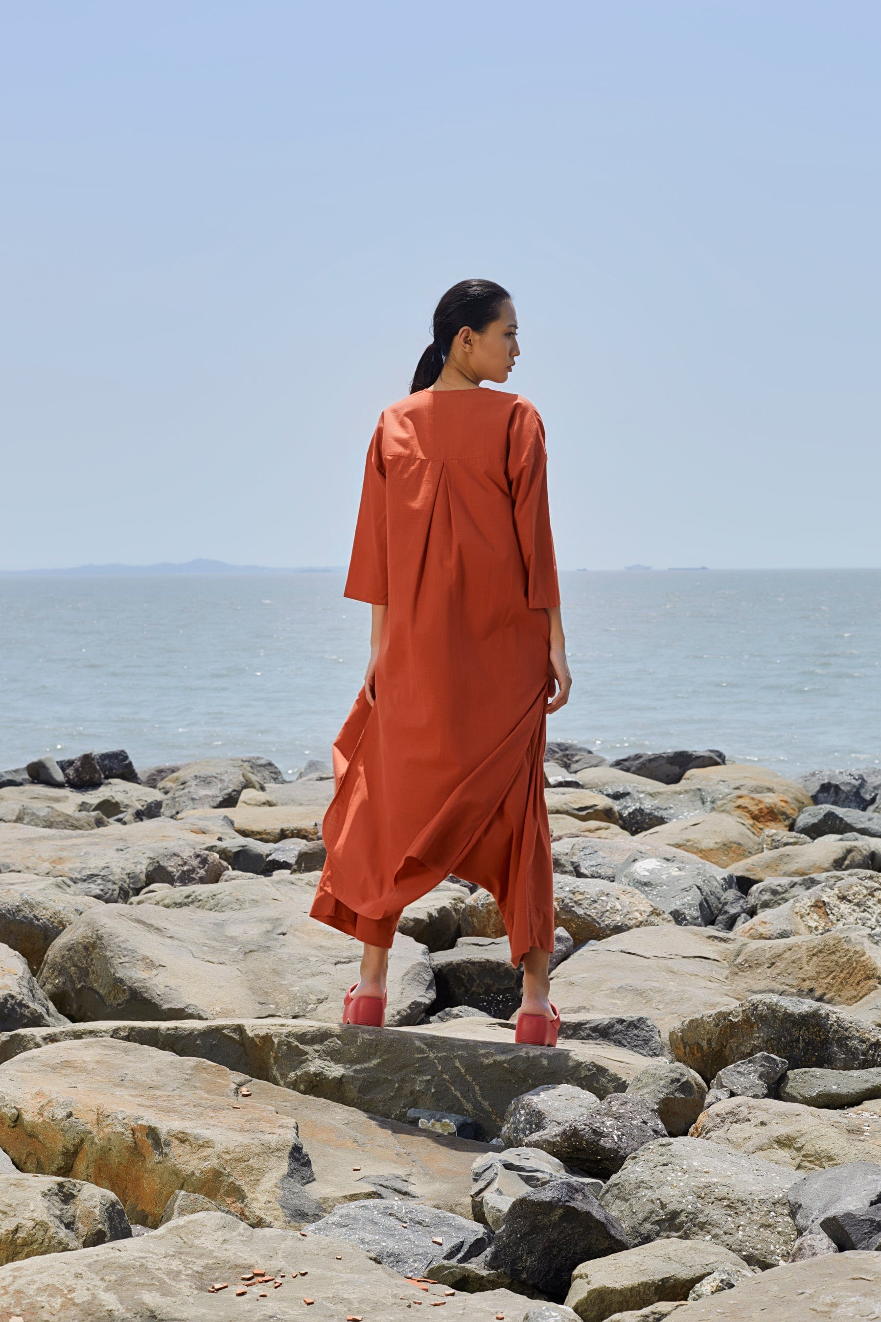 Mati SEPERATES Rust V-Neck Tunic Set