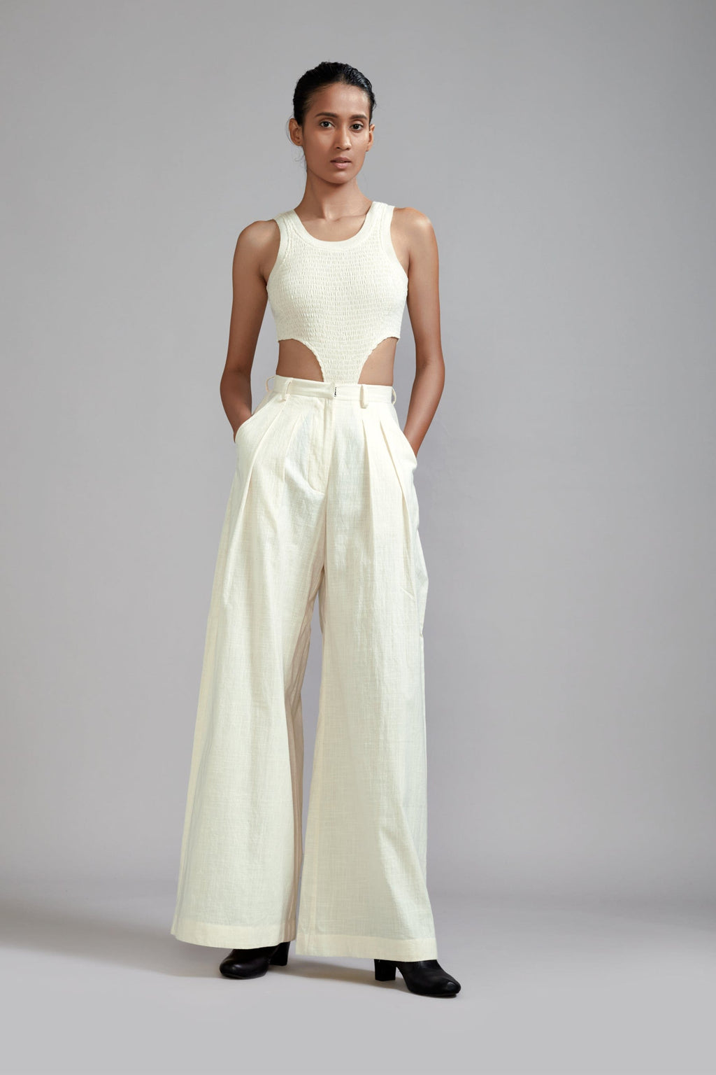 Mati Bottoms XS Off-White Long Pleated Trouser
