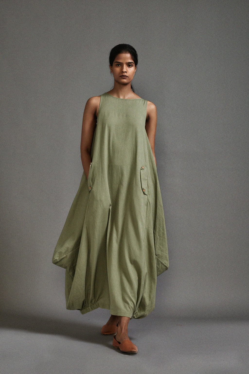 Mati Dresses XS Green New Vari Aakar