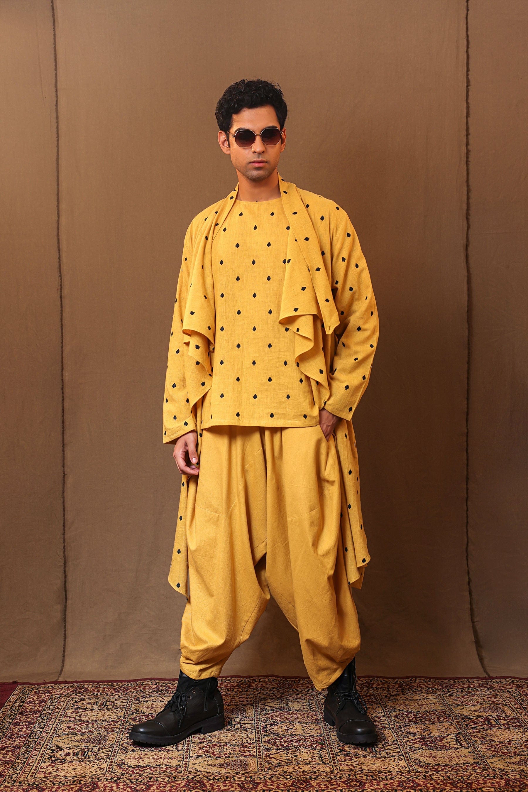 Mustard embroidered kurta from 3-piece festive set – MATI TAASH menswear
