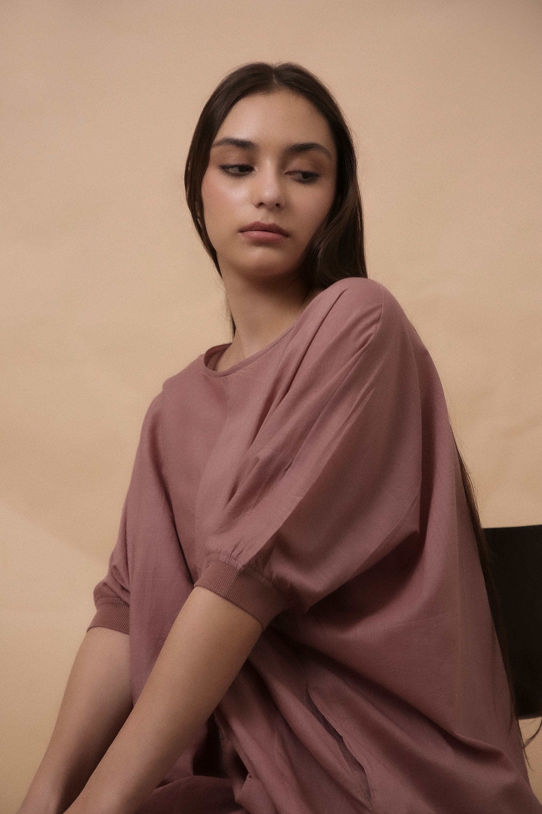 Handspun cotton mul kaftan cowl tunic co-ord set in blush with rib collar, camisole inner and narrow pants, by MATI India