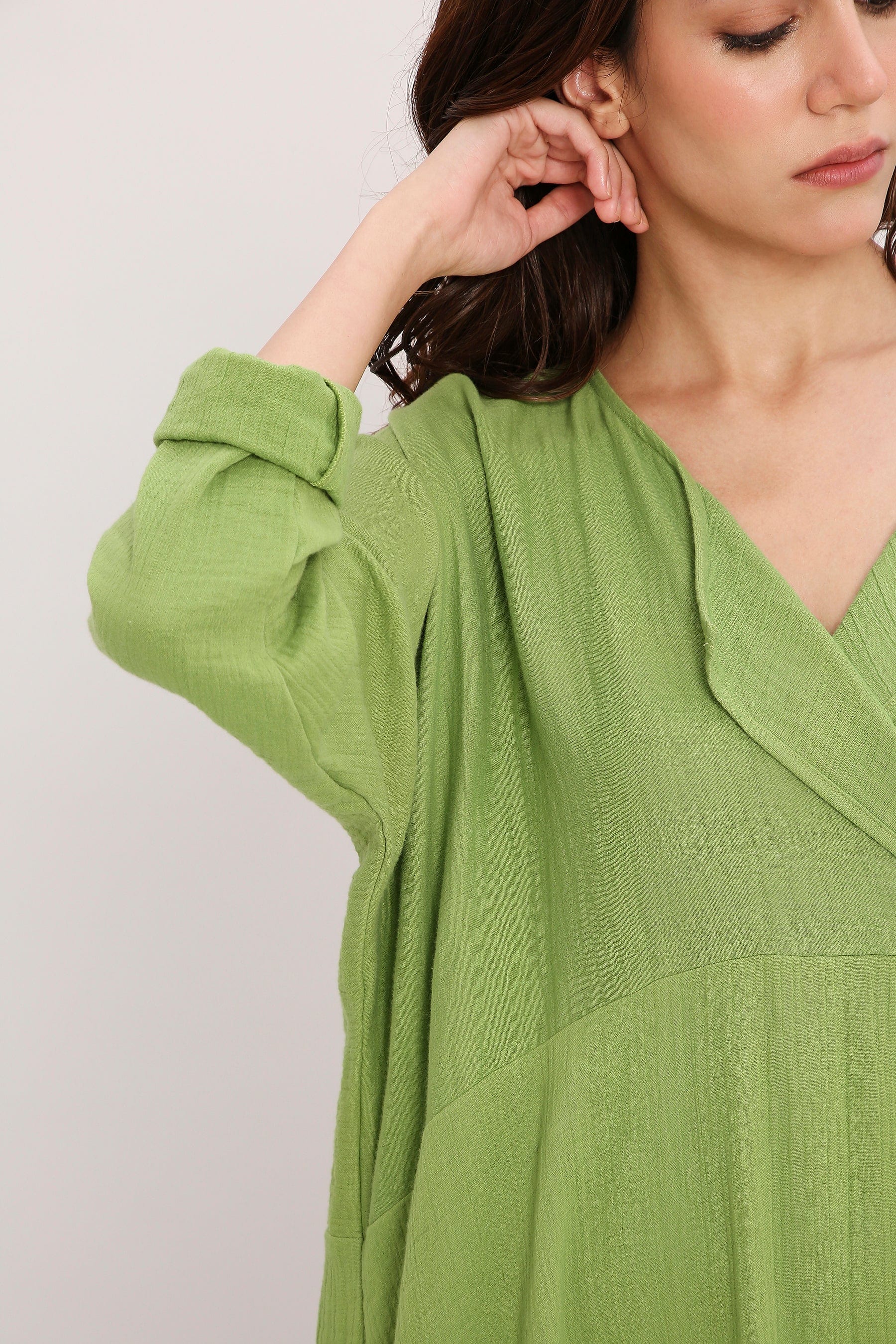 Mati Olive Green Kaftan Tunic – Wrap V-Neck Collar Close-Up