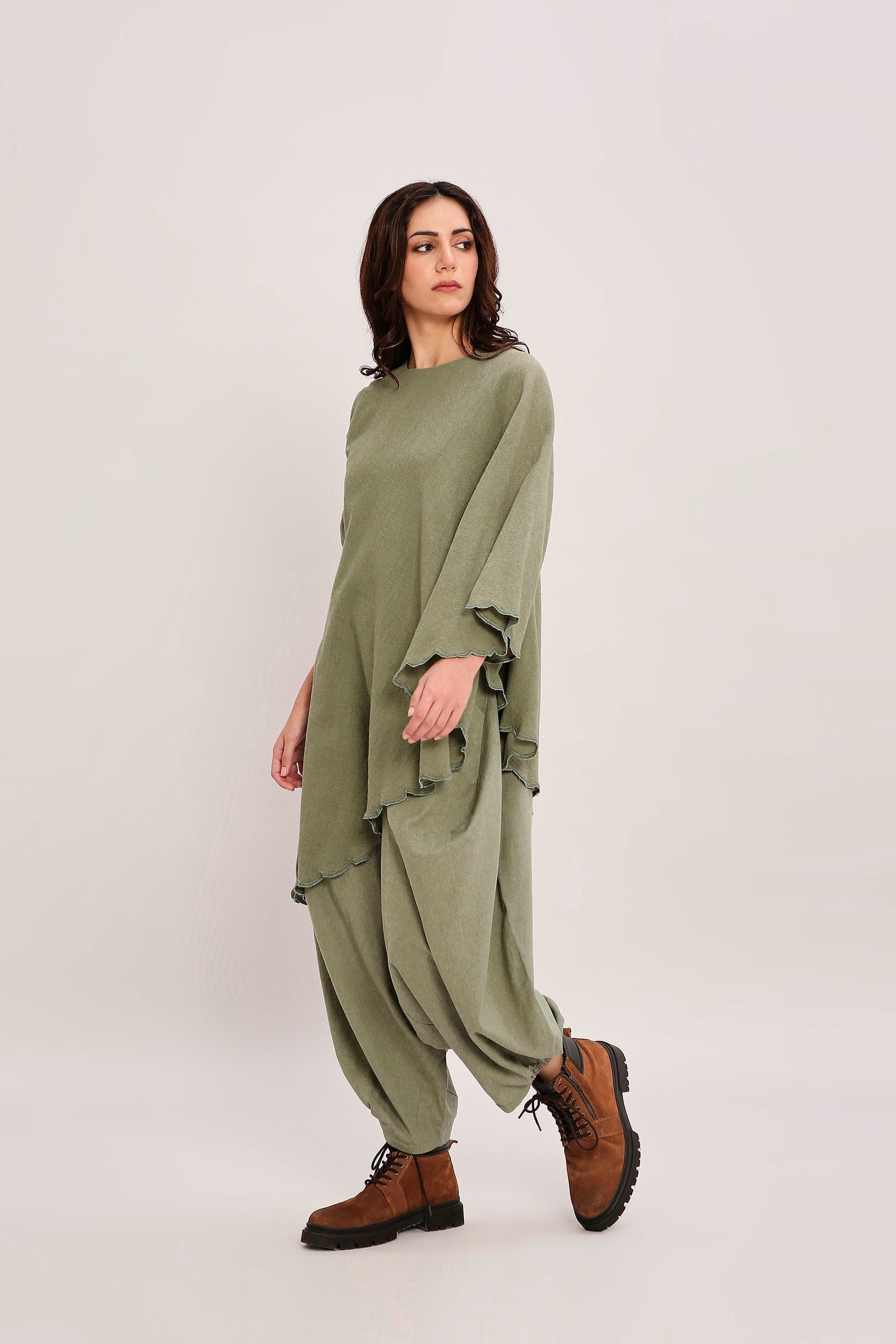 Mati Outfit Sets Green Ribbed Scallop Tunic Set (2 PCS)