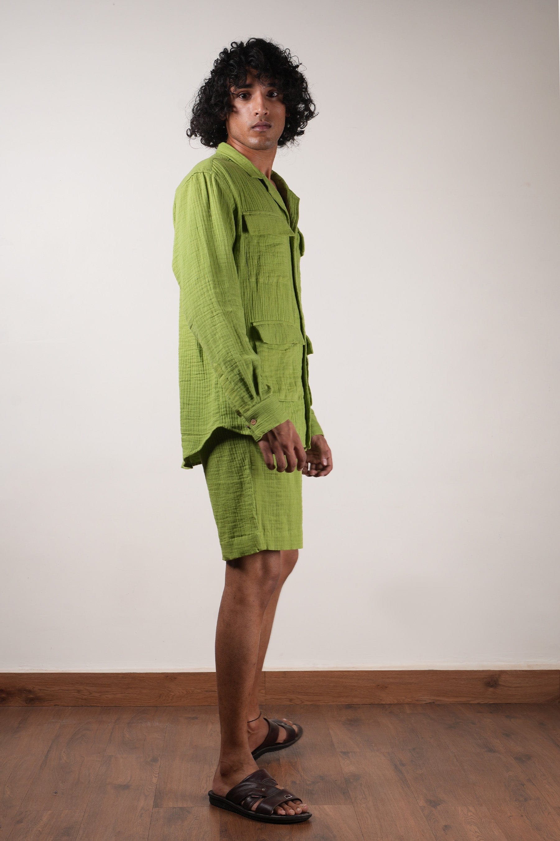 Mati Outfit Sets Men's Green Crush Cotton Pocket Shirt & Shorts Set (2 PCS)