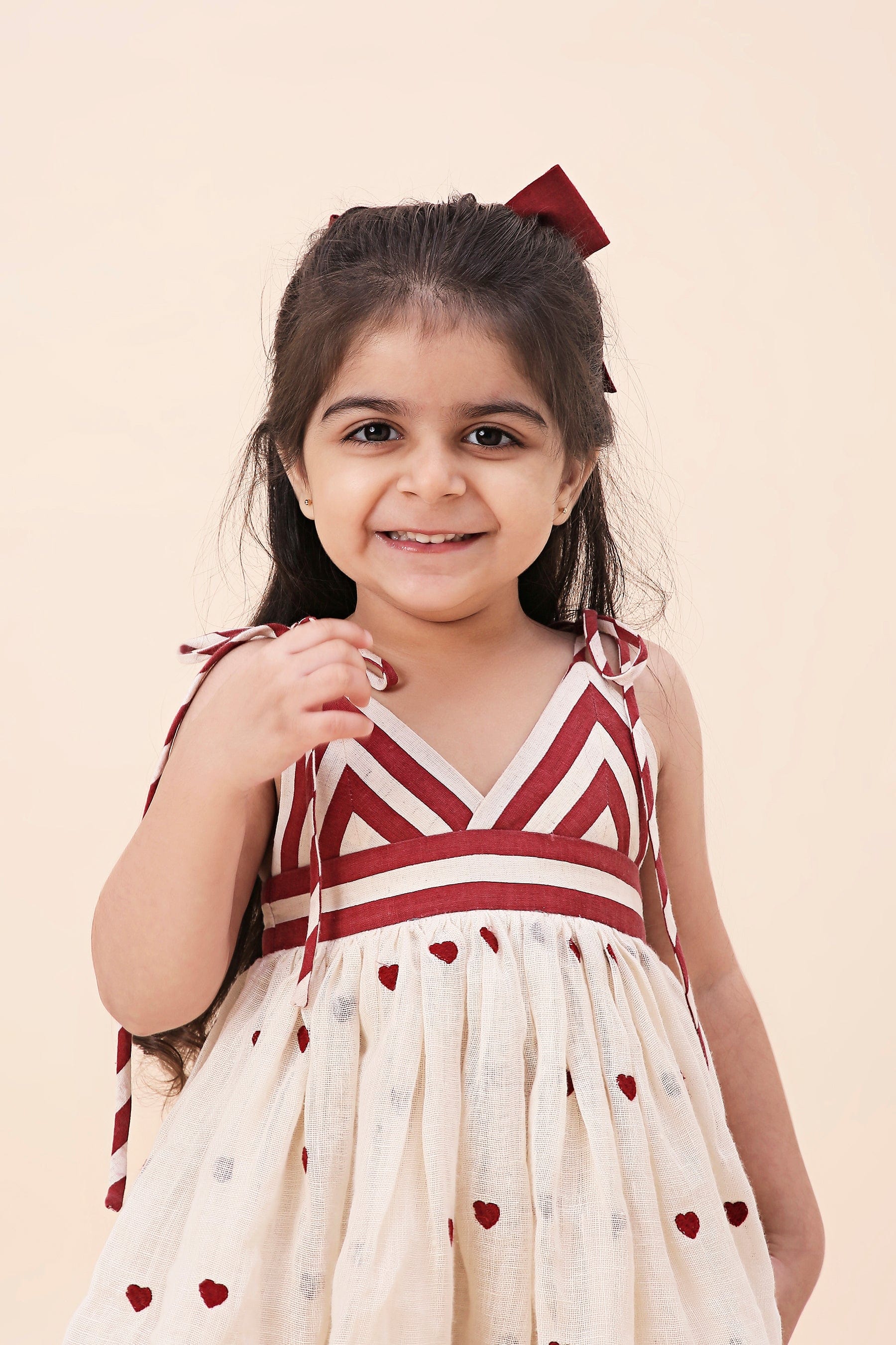 Mati Outfit Sets Mini MATI Girls Rummy Dress-Oatmeal Hearts