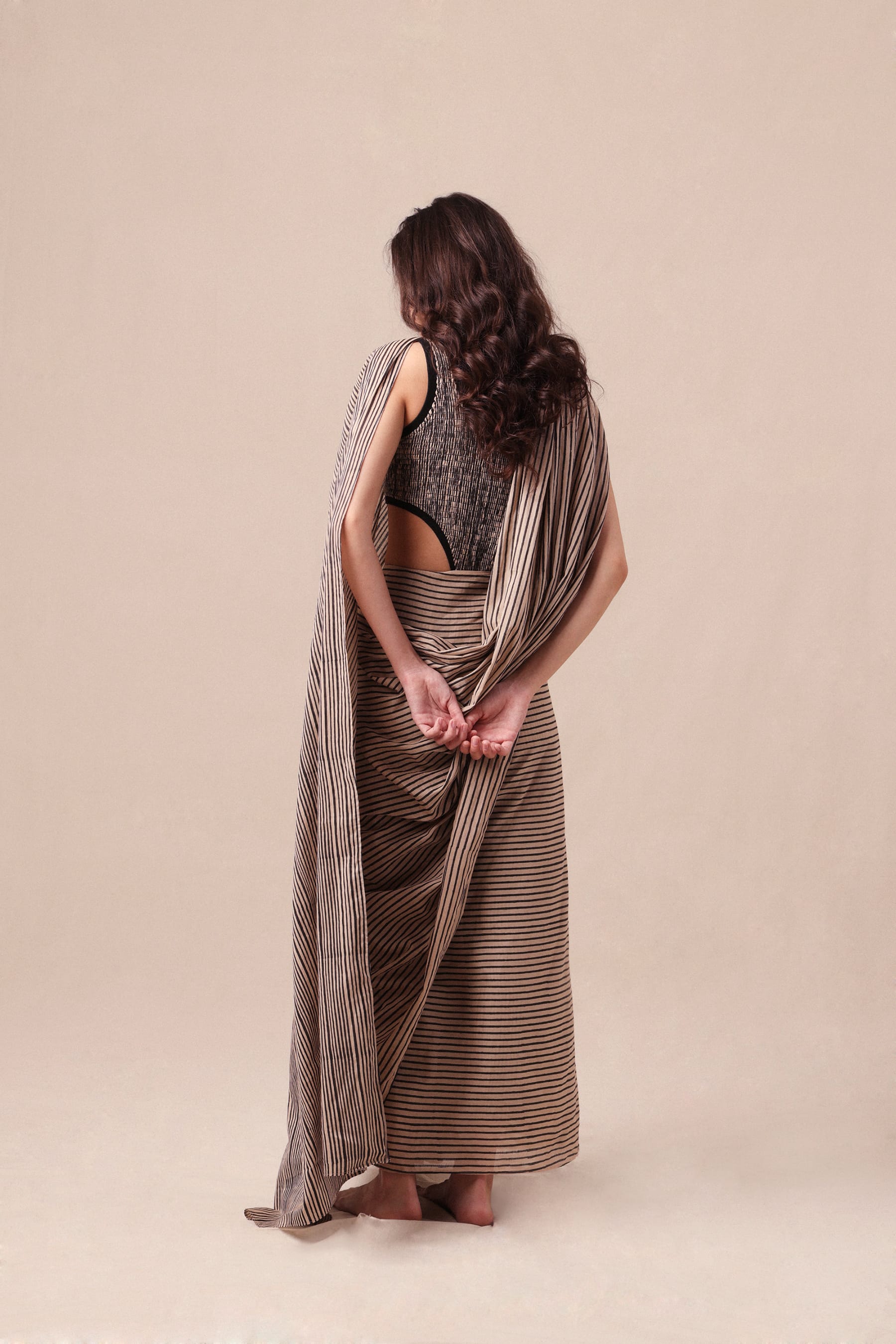 Mati SAREE Charcoal Striped Bodysuit & Drawstring Mul Saree Set (2 PCS)