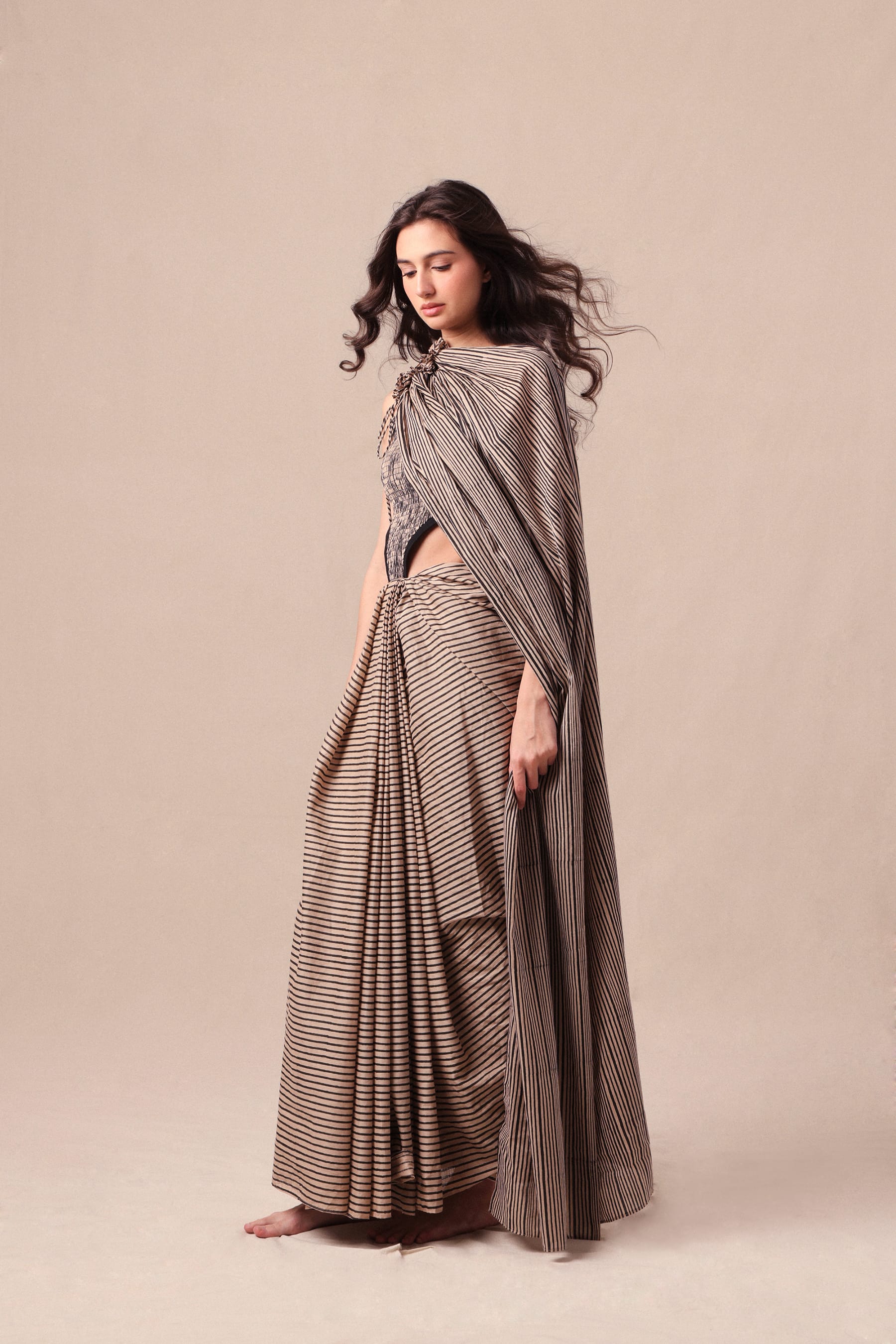 Mati SAREE Charcoal Striped Bodysuit & Drawstring Mul Saree Set (2 PCS)
