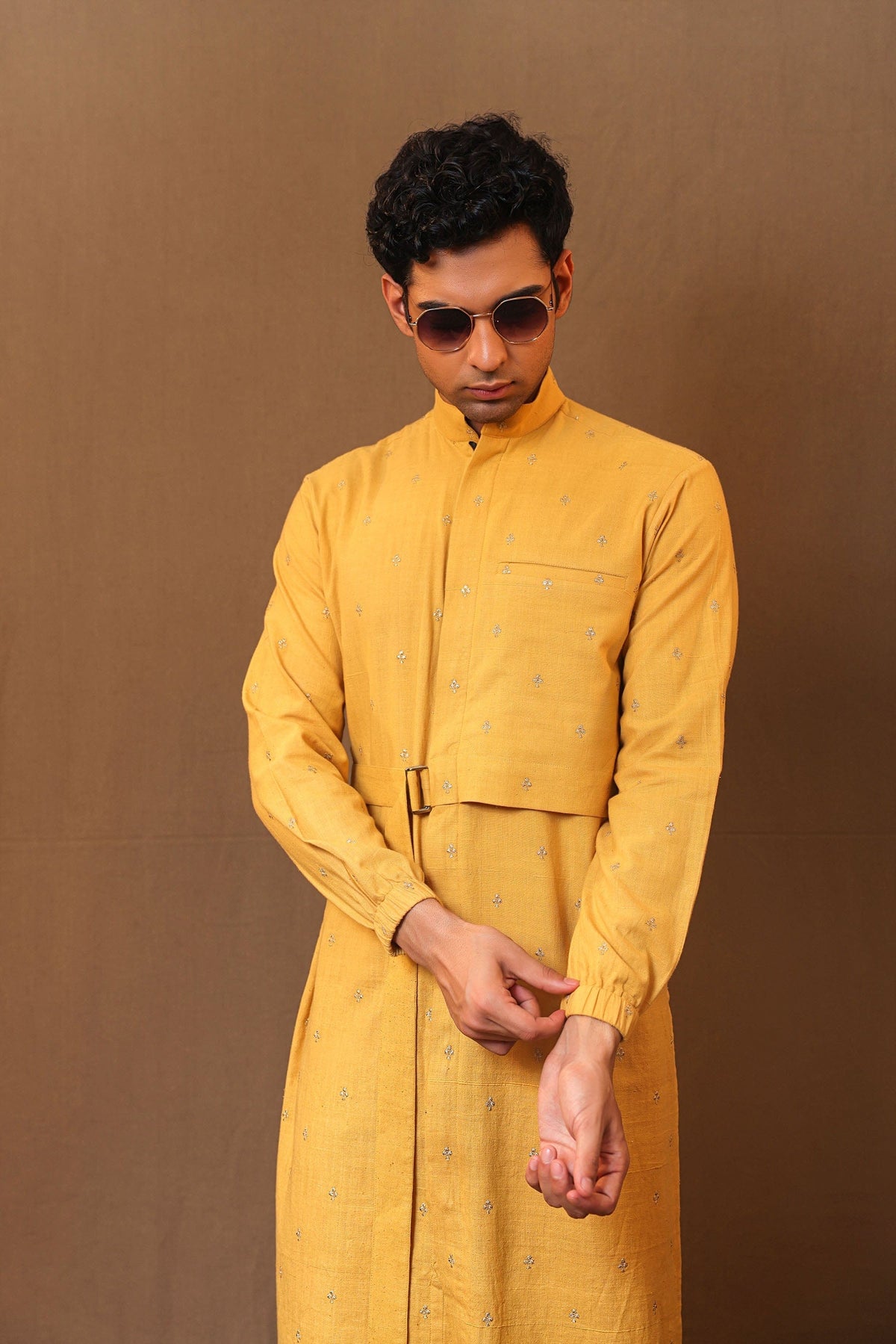 Buy Handwoven Pure Cotton Embroidered Kurta by MATI-Sustainable ...