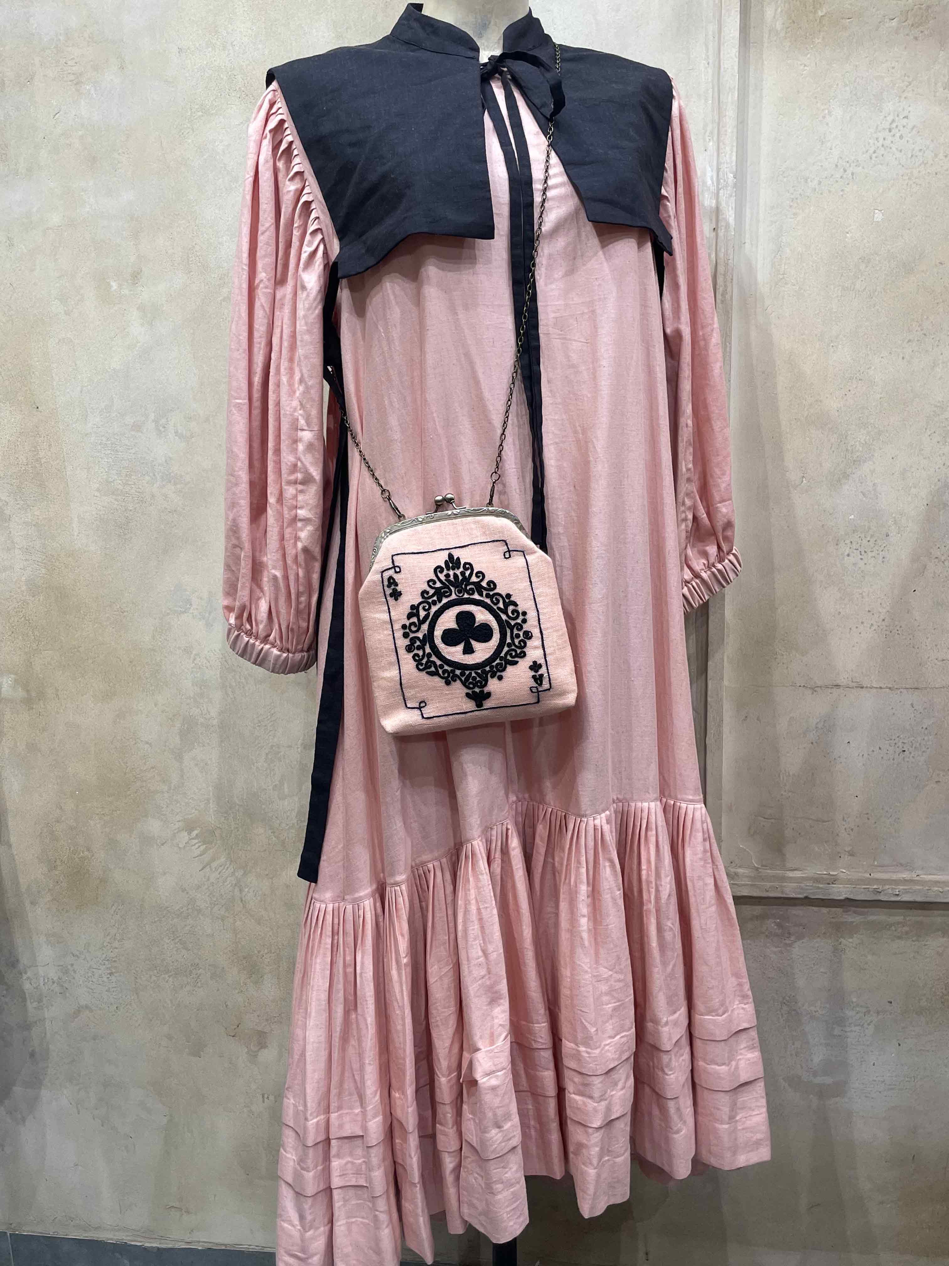 Mati Accessories Taash Hand Embroidered Pink Clutch - Clubs