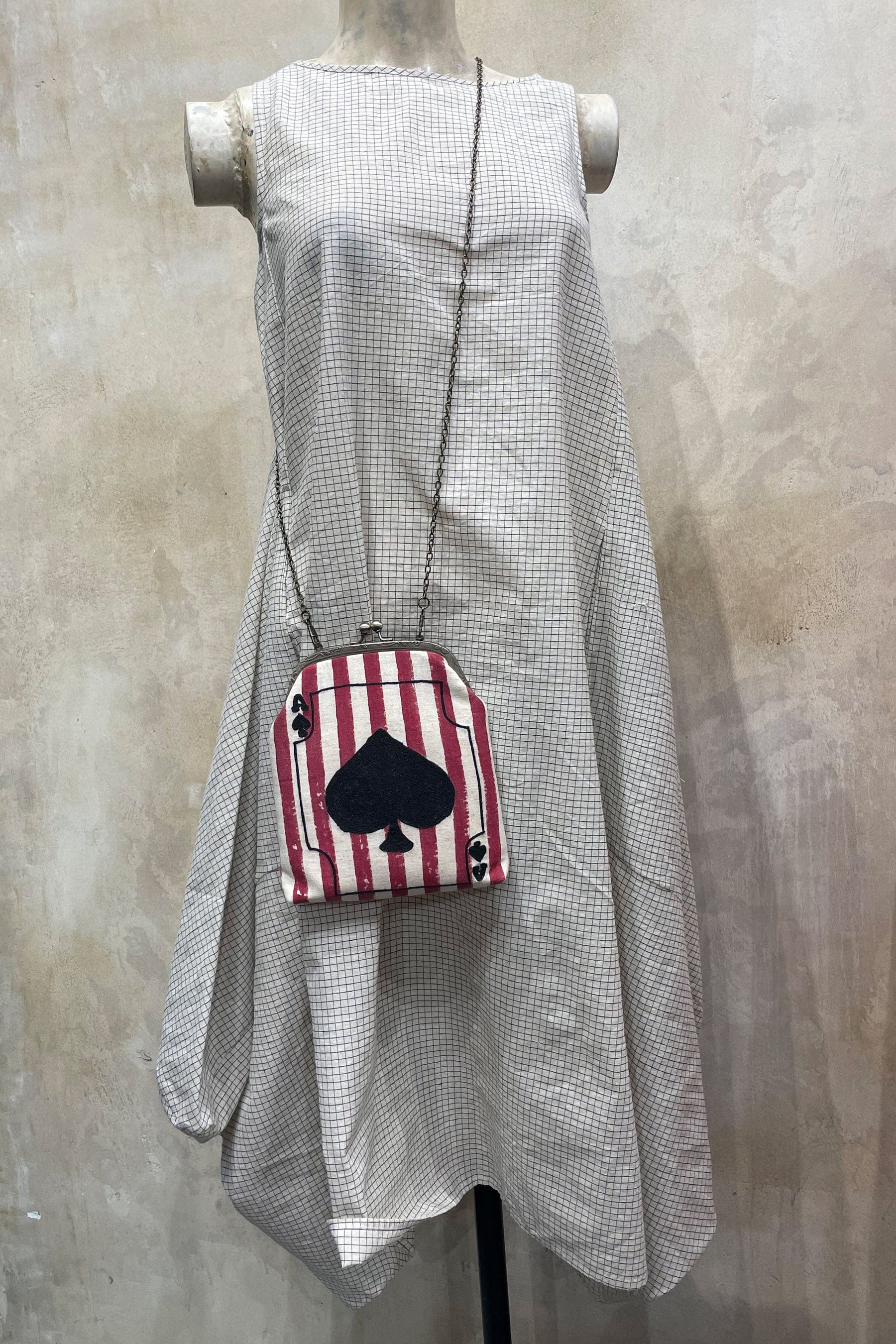 Mati Accessories Taash Hand Embroidered Red Striped Oatmeal Clutch - Spade