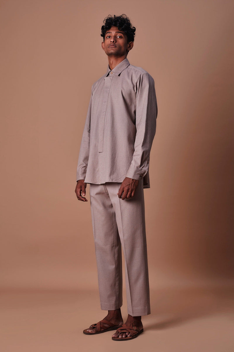 pink dress shirt grey pants Gray And Pink Long Sleeve Shirt With Grey Pants Outfits For Men ( Elevate your wardrobe with the Platini Mens Single Pocket Logo Modern Fit Stretch Dress Shirt in Pink Dress Pants Pink Shirt Grey