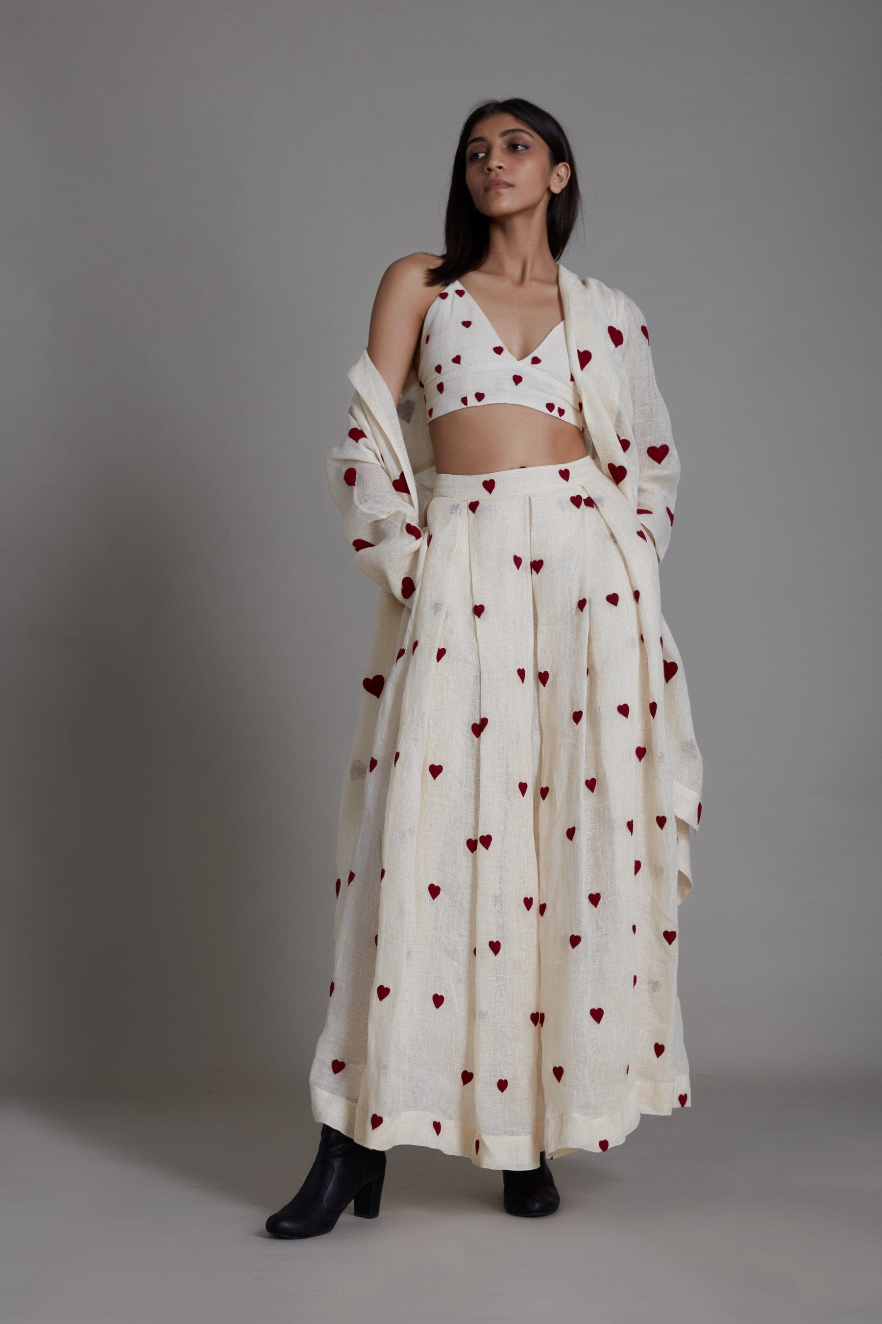Mati sets MATI HEART COVER LEHENGA SET - OATMEAL (Set of 3)