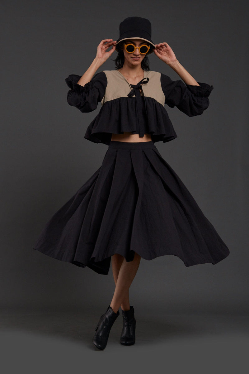 Mati skirts Black & Beige Bow Skirt